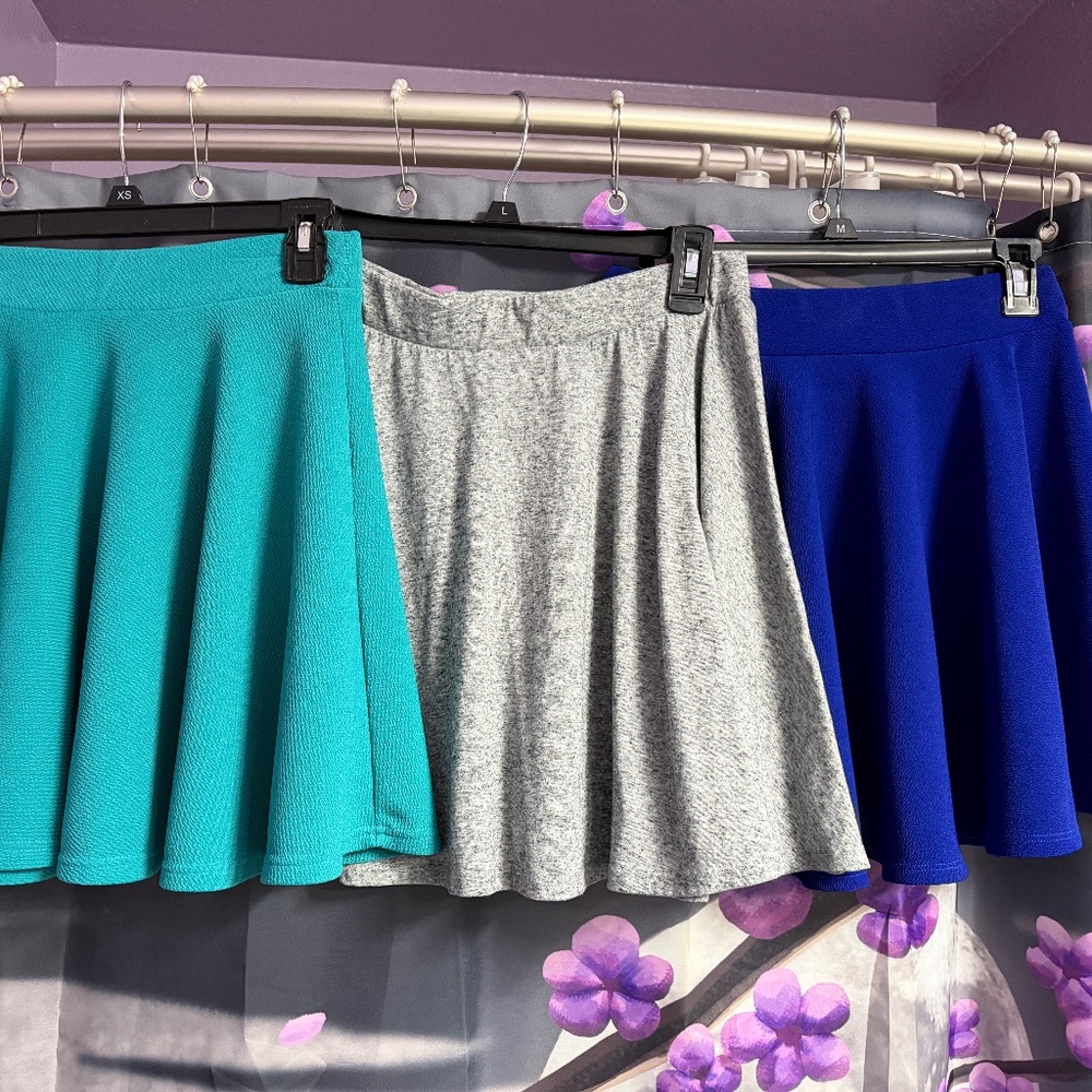 Bundle of 3 skater skirts (L/XL)